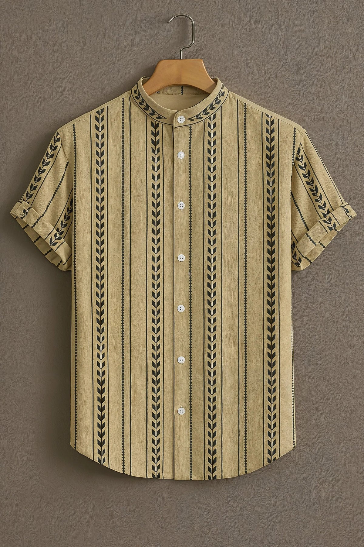 Vertical Pattern Casual Mens Half Sleeves Shirt